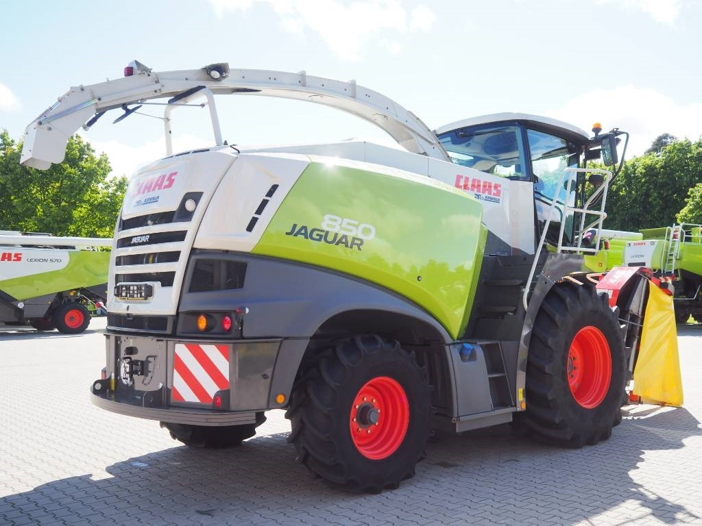 Claas Jaguar 850 + Kemper 445 - Kombajn za krmo: slika 3 Claas Jaguar 850 + Kemper 445 - Kombajn za krmo: slika 3