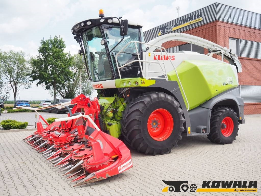 Claas Jaguar 870 + Kemper 360 Plus - Kombajn za krmo: slika 1 Claas Jaguar 870 + Kemper 360 Plus - Kombajn za krmo: slika 1