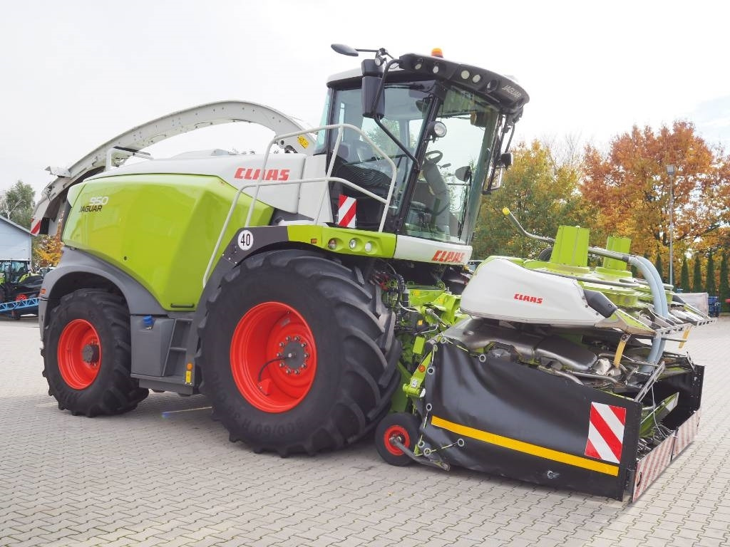 Claas Jaguar 950 4x4 + Orbis 750 - Kombajn za krmo: slika 4 Claas Jaguar 950 4x4 + Orbis 750 - Kombajn za krmo: slika 4