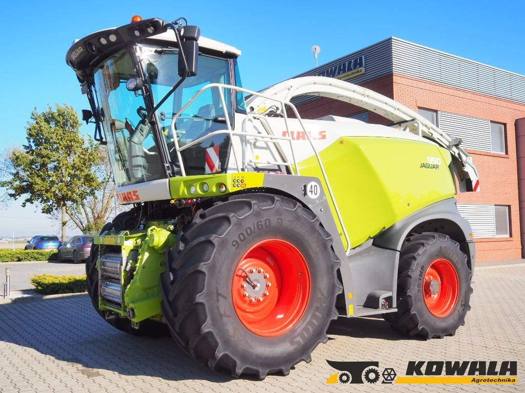 Claas Jaguar 950 4x4 - Kombajn za krmo: slika 1 Claas Jaguar 950 4x4 - Kombajn za krmo: slika 1