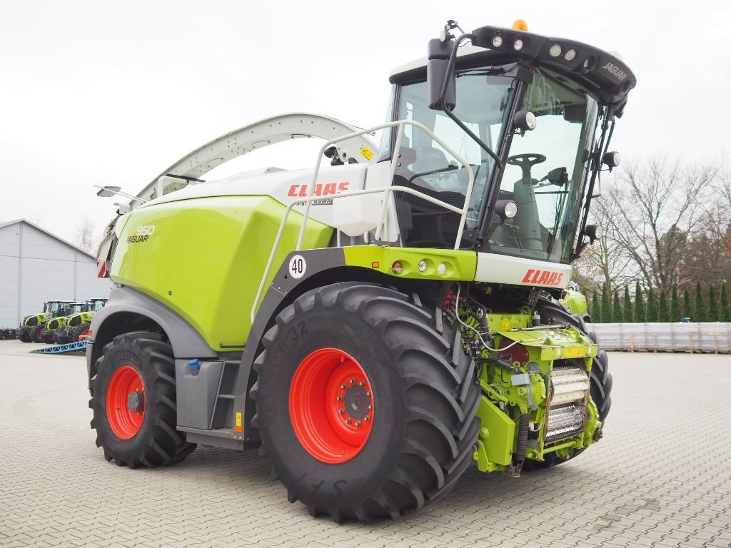 Claas Jaguar 950 4x4 - Kombajn za krmo: slika 4 Claas Jaguar 950 4x4 - Kombajn za krmo: slika 4