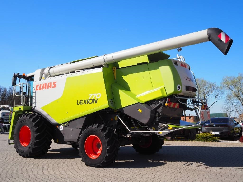 Claas Lexion 770 GPS + V1050 - Kombajn harvester: slika 2 Claas Lexion 770 GPS + V1050 - Kombajn harvester: slika 2