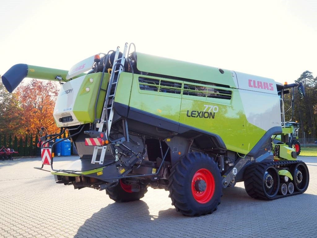 Claas Lexion 770TT 4x4 + V1200 - Kombajn harvester: slika 3 Claas Lexion 770TT 4x4 + V1200 - Kombajn harvester: slika 3