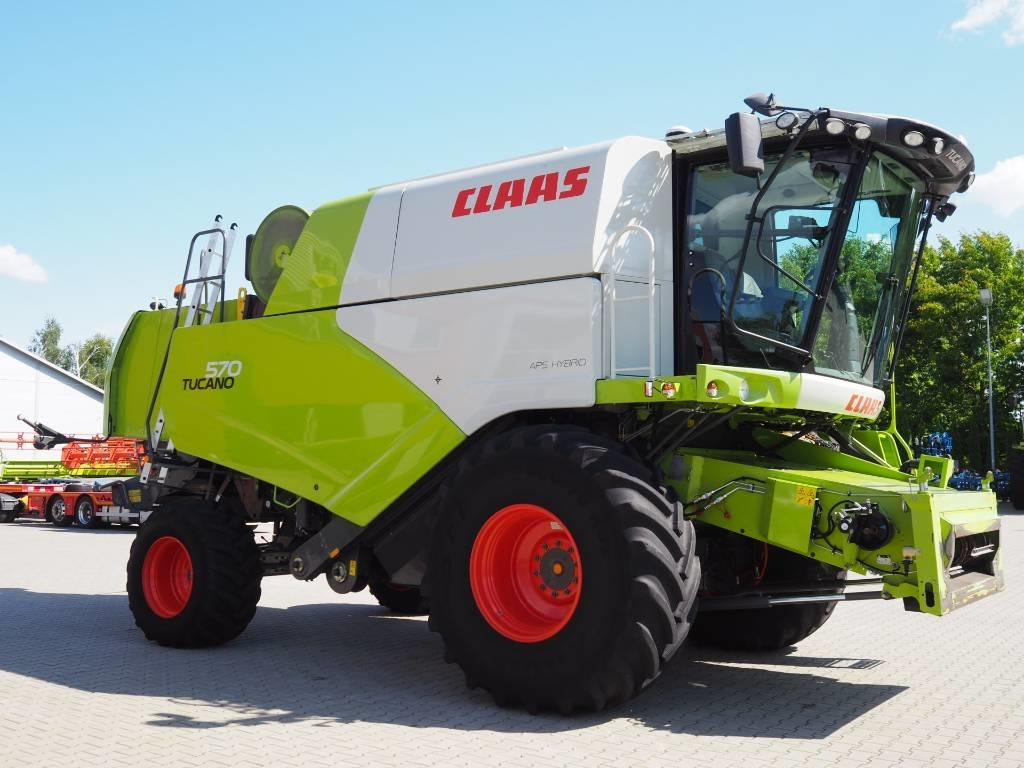 Claas Tucano 570 + V770 - Kombajn harvester: slika 4 Claas Tucano 570 + V770 - Kombajn harvester: slika 4