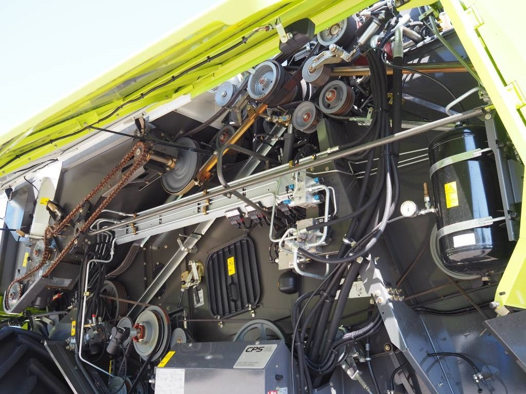 Kombajn harvester Claas Tucano 570 + V770: slika 8