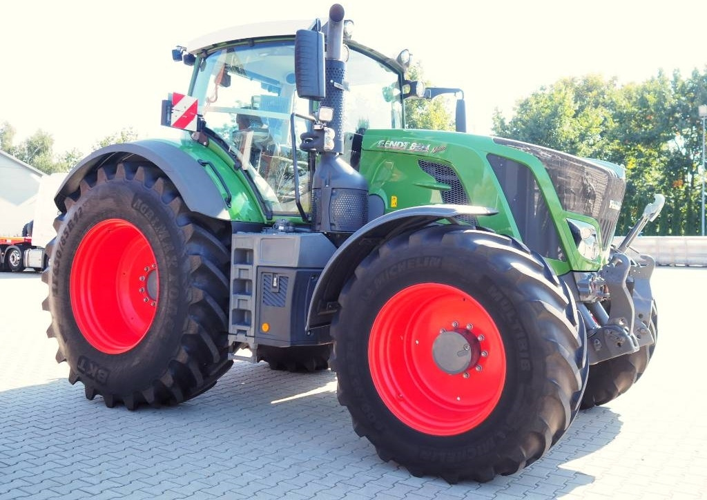 Fendt 824 Vario S4 ProfiPlus, GPS - Traktor: slika 4 Fendt 824 Vario S4 ProfiPlus, GPS - Traktor: slika 4