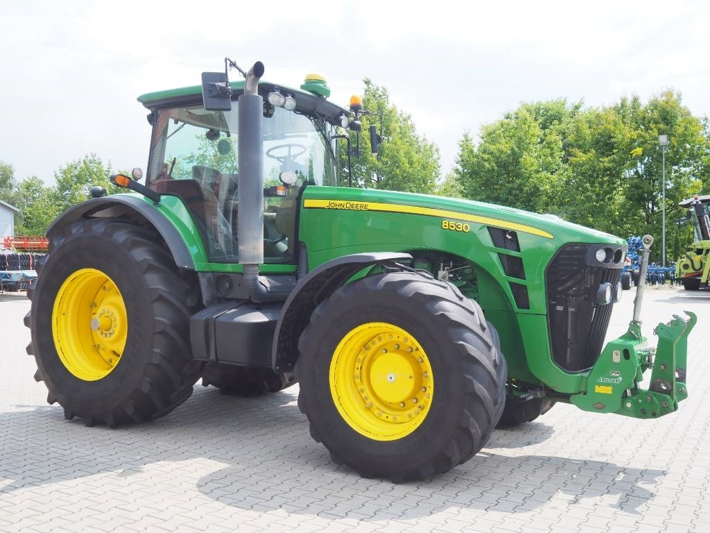 John Deere 8530 AutoPower GPS - Traktor: slika 4 John Deere 8530 AutoPower GPS - Traktor: slika 4