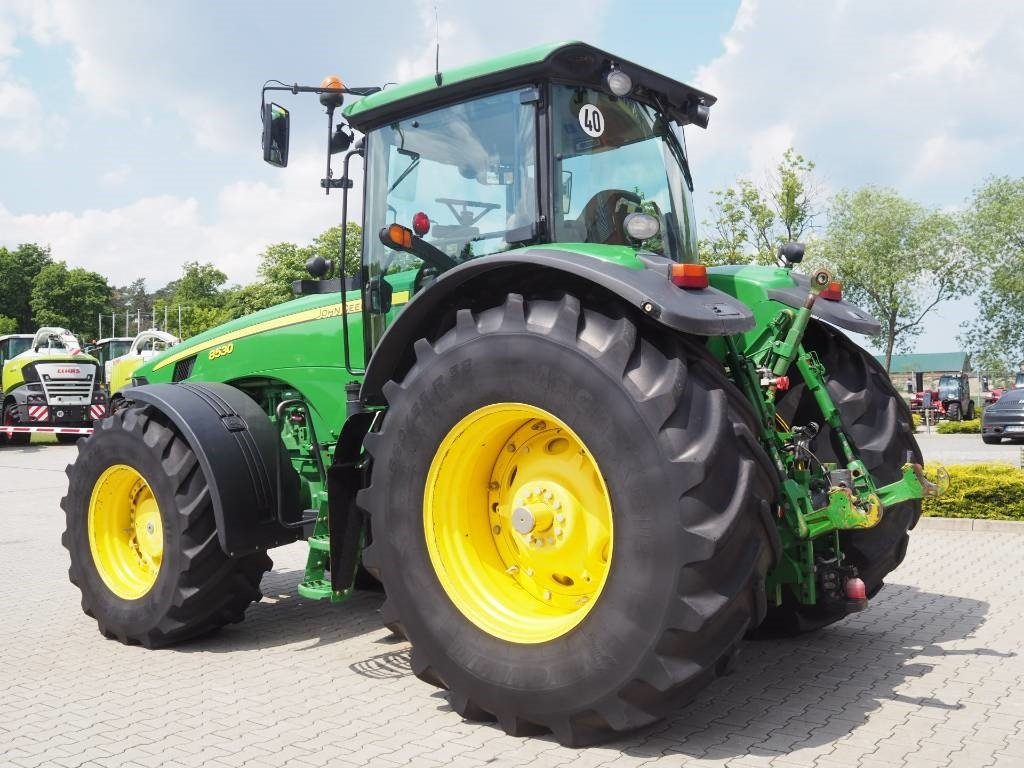 John Deere 8530 AutoPower GPS - Traktor: slika 2 John Deere 8530 AutoPower GPS - Traktor: slika 2