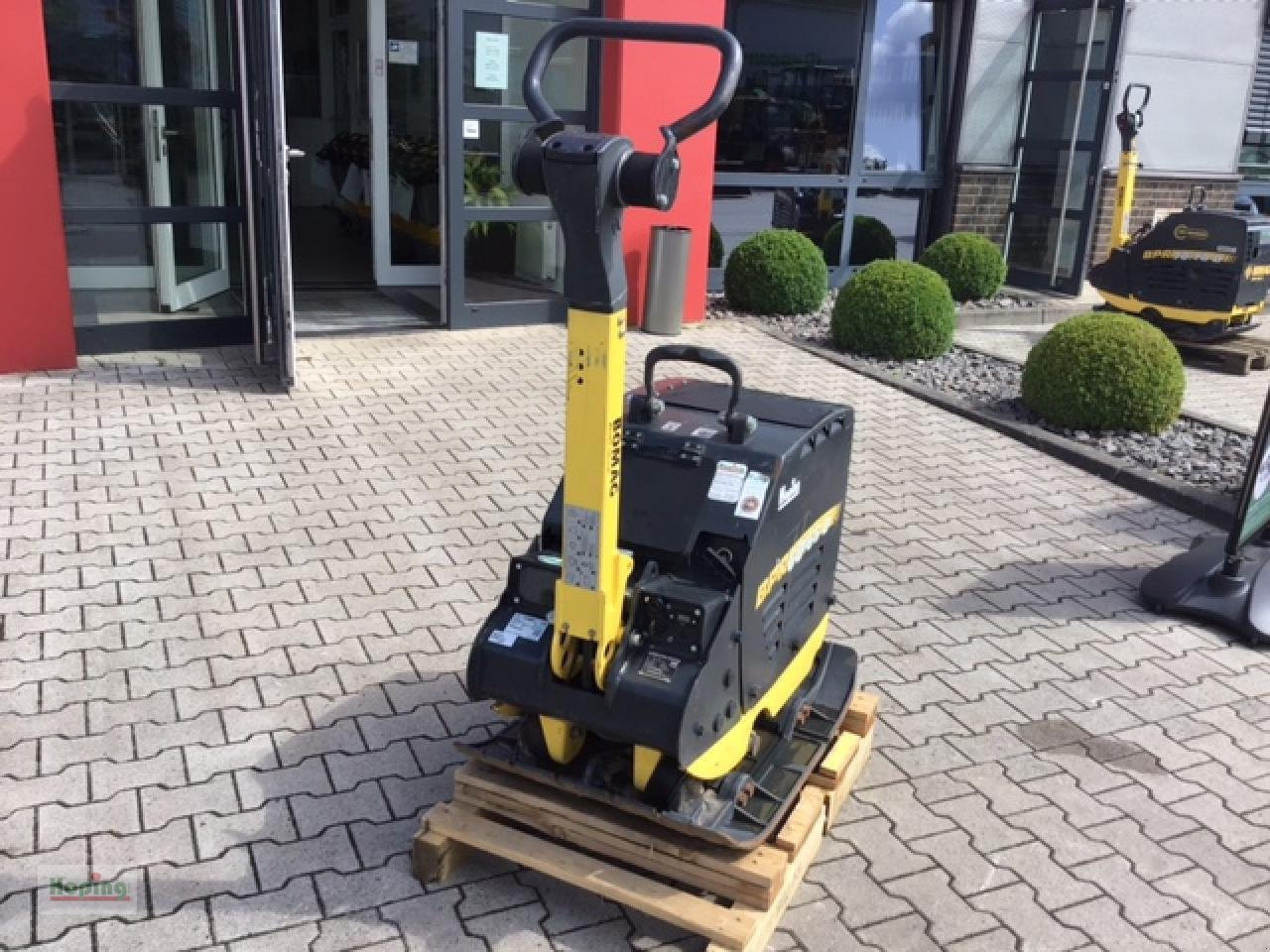 Bomag BPR 60/65 D/E - Vibracijska plošča: slika 4 Bomag BPR 60/65 D/E - Vibracijska plošča: slika 4