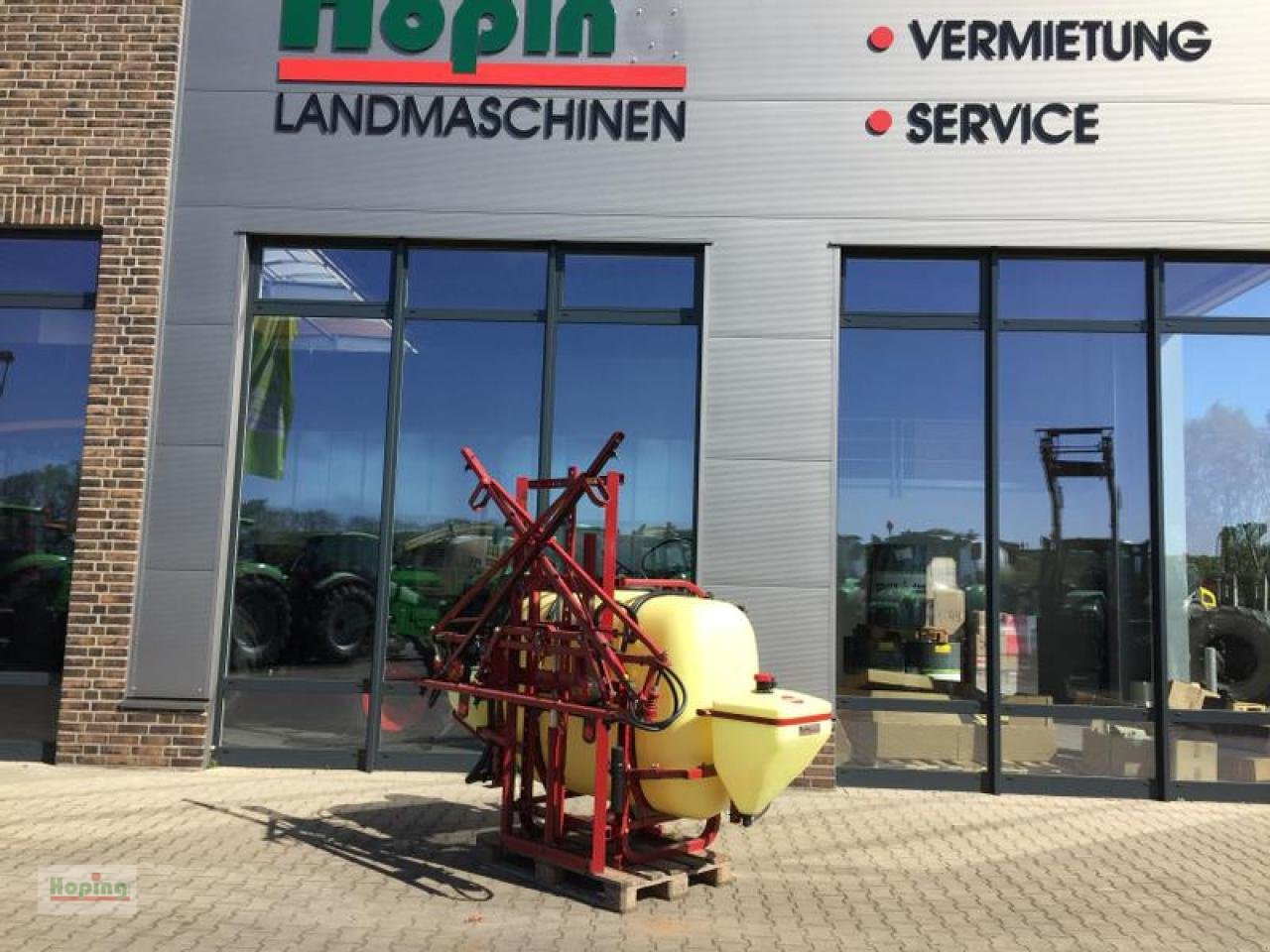 Hardi NK SB 800L - Škropilnica montirana na traktor: slika 1 Hardi NK SB 800L - Škropilnica montirana na traktor: slika 1