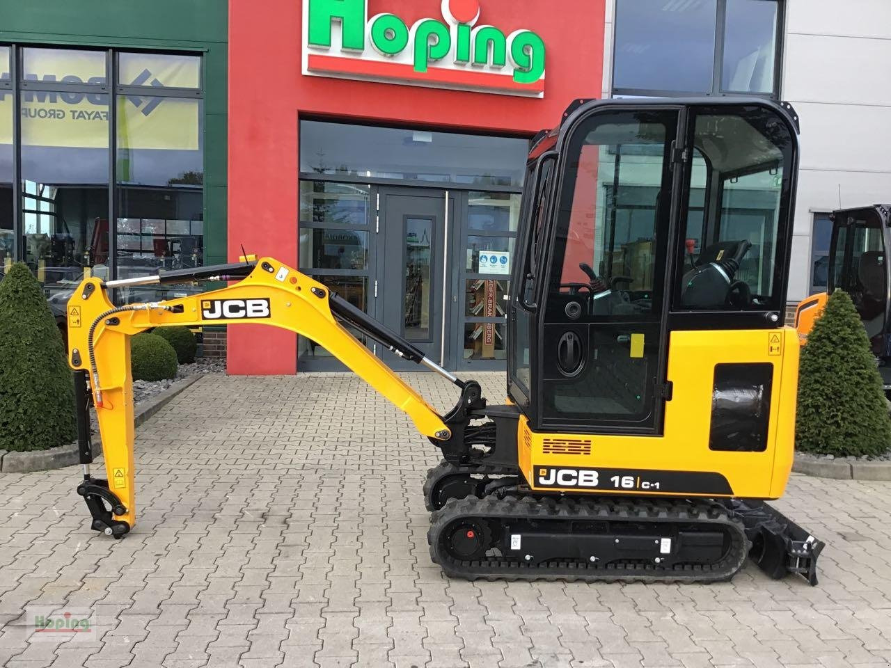 JCB 16C-1 - Mini bager: slika 1 JCB 16C-1 - Mini bager: slika 1
