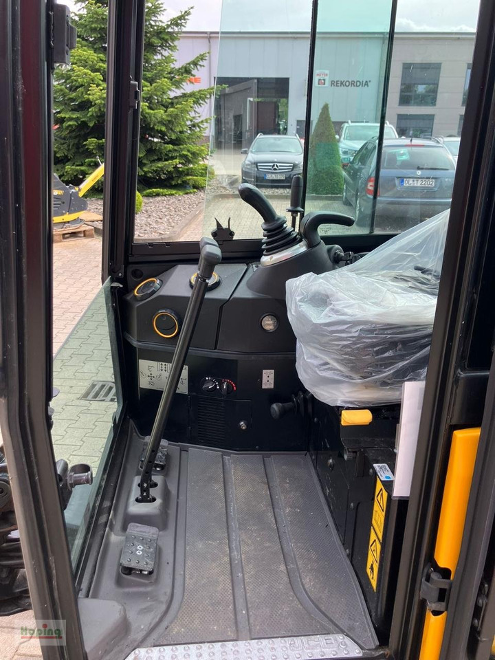 JCB 16C-1 - Mini bager: slika 4 JCB 16C-1 - Mini bager: slika 4