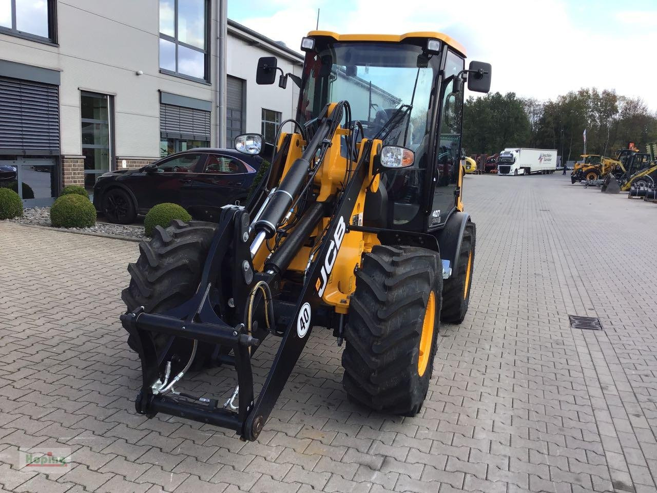 JCB 407 (35 km/h) - Kolesni nakladalec: slika 2 JCB 407 (35 km/h) - Kolesni nakladalec: slika 2