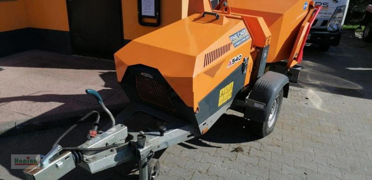 Jensen A 540 DI - Lesni sekalnik: slika 2 Jensen A 540 DI - Lesni sekalnik: slika 2