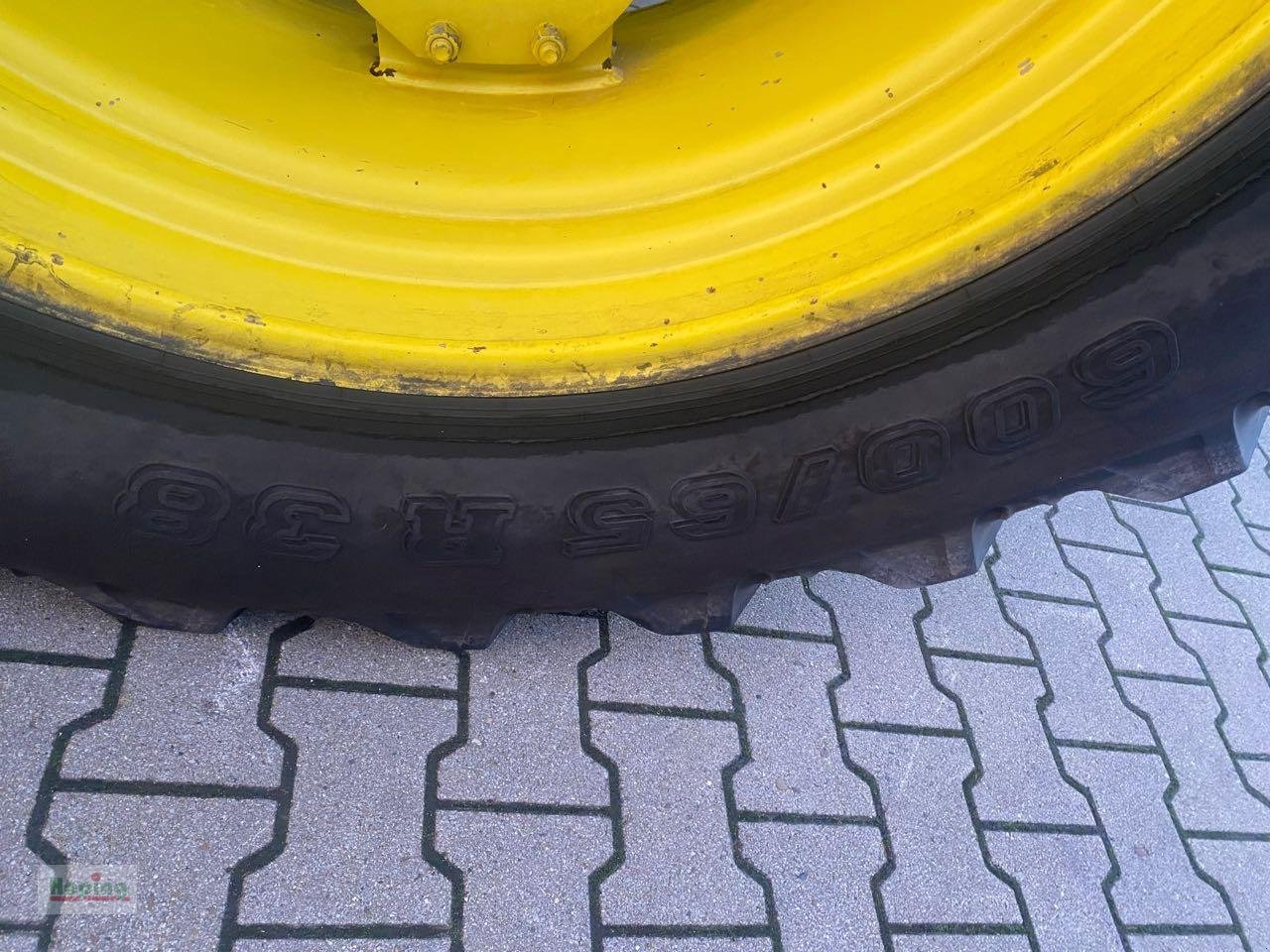 John Deere 6600 - Traktor: slika 5 John Deere 6600 - Traktor: slika 5