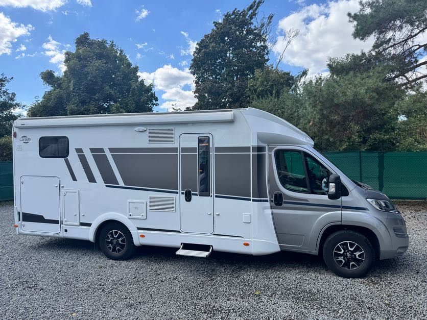 CARADO T447 PRO+ , camera, radio, awning, bike holder, LPG, ALU - Polintegriran avtodom: slika 1 CARADO T447 PRO+ , camera, radio, awning, bike holder, LPG, ALU - Polintegriran avtodom: slika 1