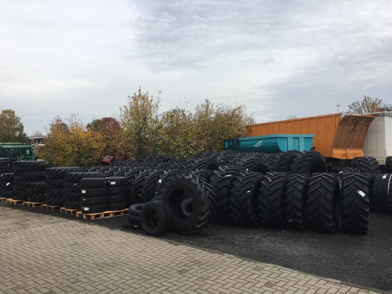 520/70R34 ***GRI*** - Guma: slika 4 520/70R34 ***GRI*** - Guma: slika 4