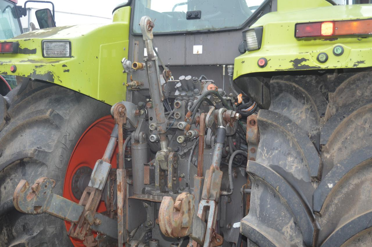 CLAAS Ares 697 ATZ - Traktor: slika 3 CLAAS Ares 697 ATZ - Traktor: slika 3