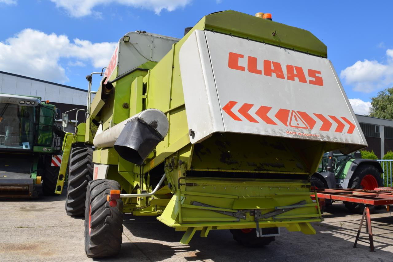 CLAAS Dominator 118 SL Maxi - Kombajn harvester: slika 4 CLAAS Dominator 118 SL Maxi - Kombajn harvester: slika 4