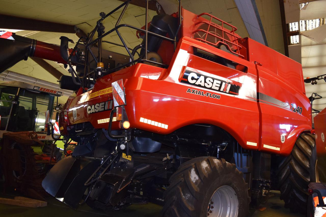 Case-IH 7240 Axial Flow - Kombajn harvester: slika 5 Case-IH 7240 Axial Flow - Kombajn harvester: slika 5