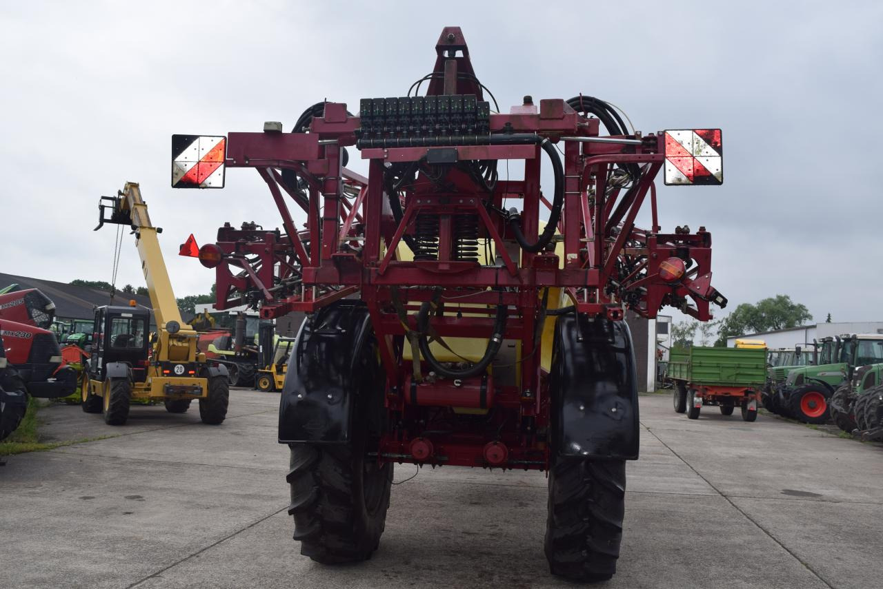 Hardi Commander 6600 i - Vlečna škropilnica: slika 4 Hardi Commander 6600 i - Vlečna škropilnica: slika 4