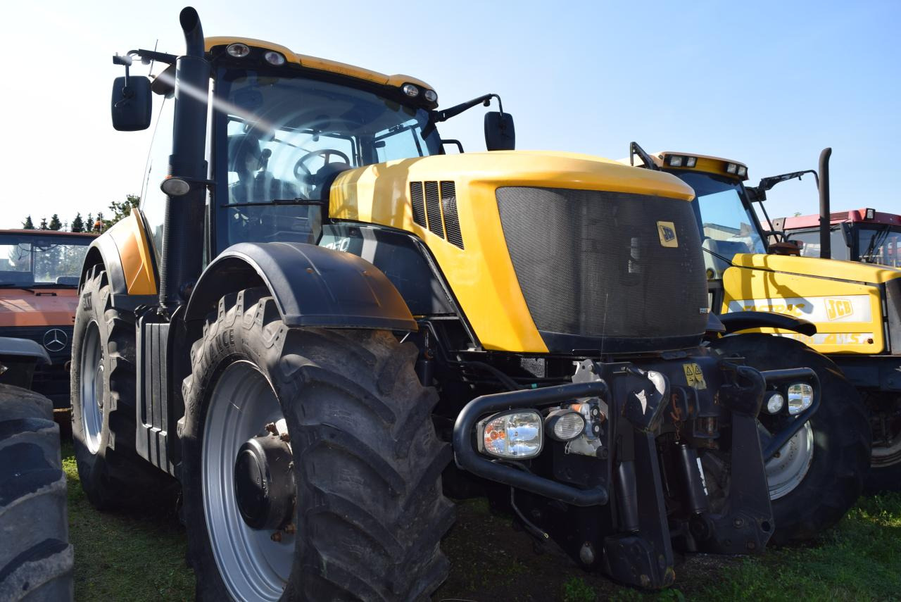 JCB Fastrac 8250 - Traktor: slika 1 JCB Fastrac 8250 - Traktor: slika 1