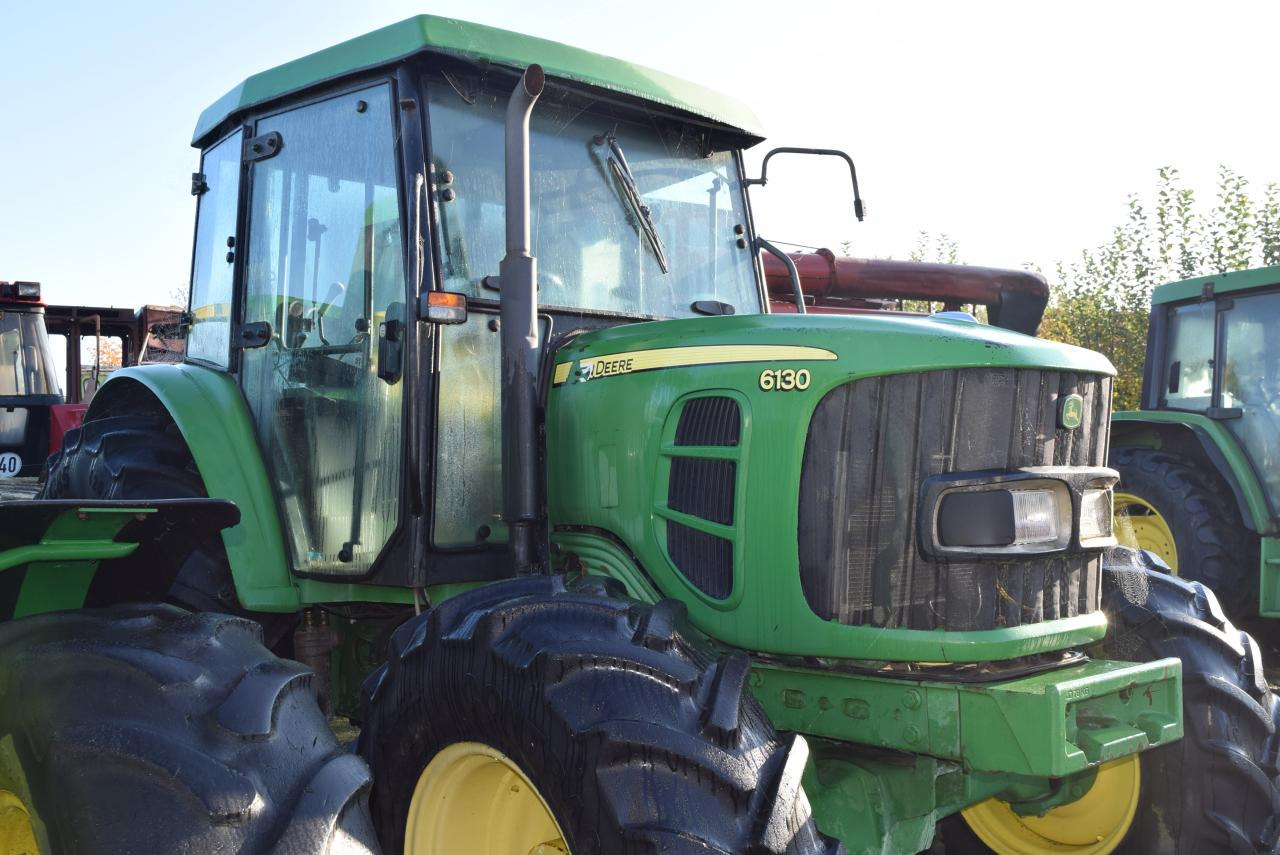 John Deere 6130 - Traktor: slika 2 John Deere 6130 - Traktor: slika 2