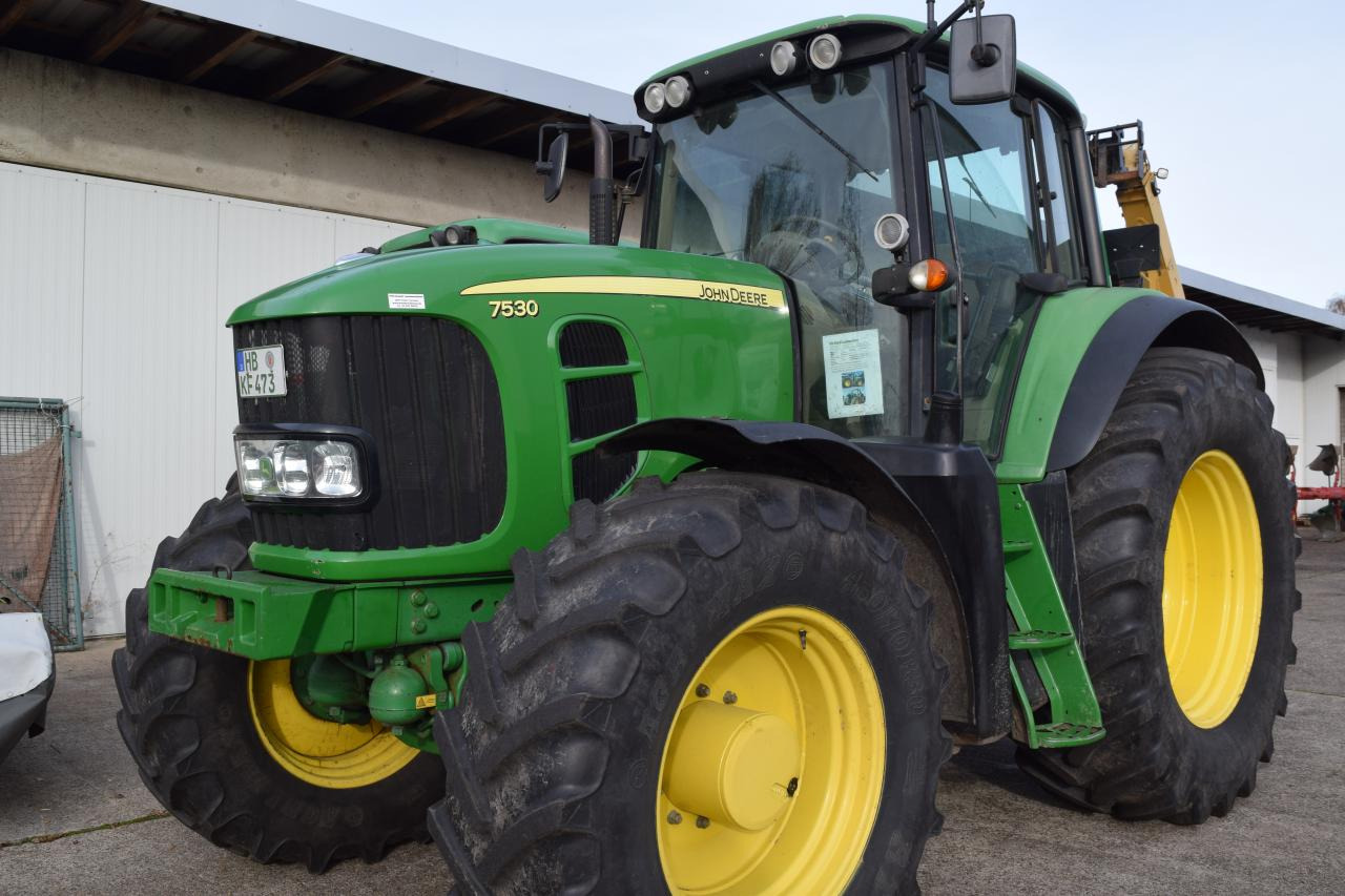 John Deere 7530 Premium - Traktor: slika 2 John Deere 7530 Premium - Traktor: slika 2