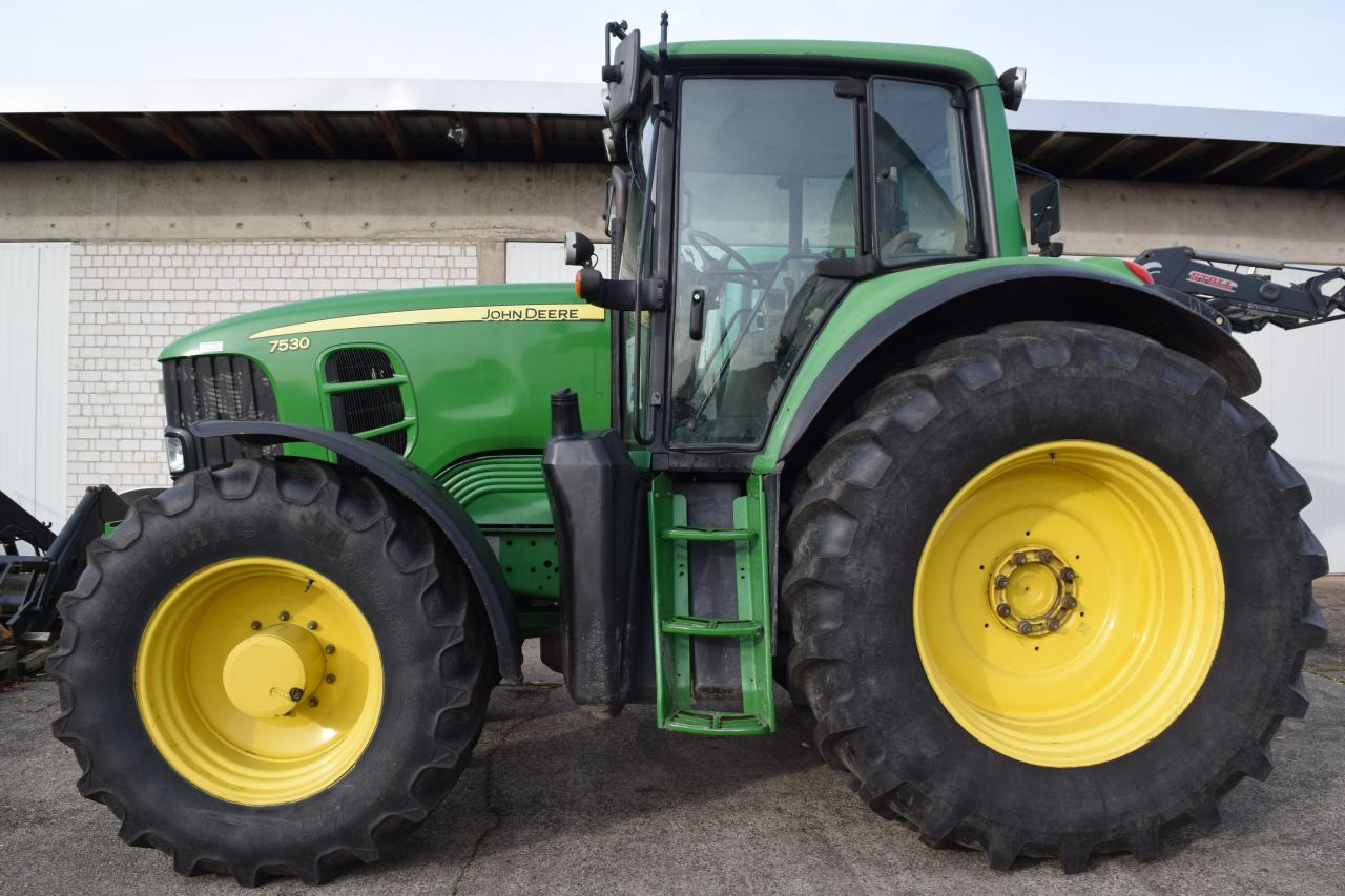 John Deere 7530 Premium - Traktor: slika 1 John Deere 7530 Premium - Traktor: slika 1