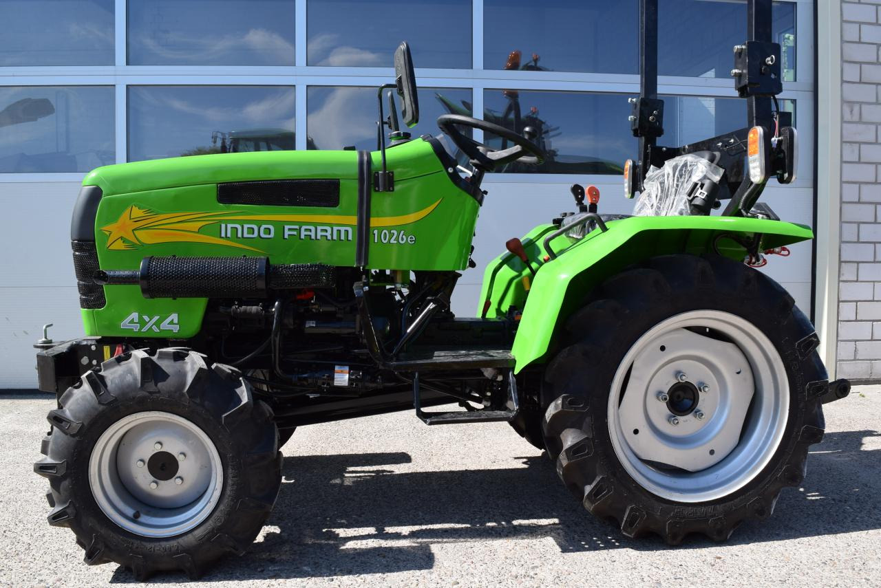 Klein-/Schmalspurtraktor INDO 1026 - Jahalni traktor: slika 1 Klein-/Schmalspurtraktor INDO 1026 - Jahalni traktor: slika 1