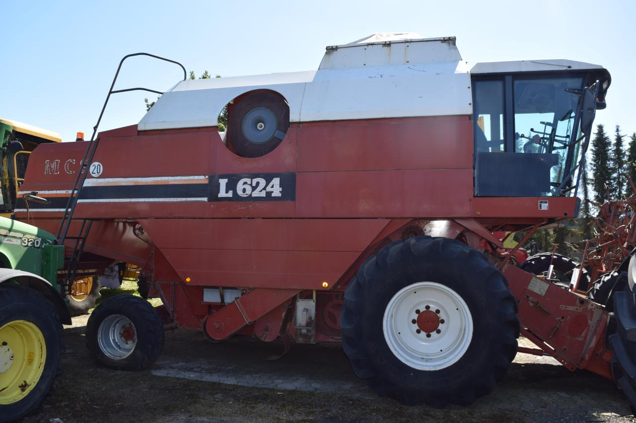 Laverda L624 - Kombajn harvester: slika 1 Laverda L624 - Kombajn harvester: slika 1