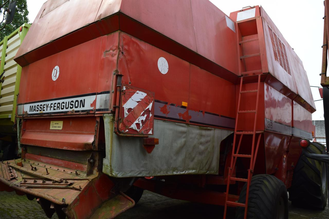 Massey Ferguson MF 38 - Kombajn harvester: slika 4 Massey Ferguson MF 38 - Kombajn harvester: slika 4