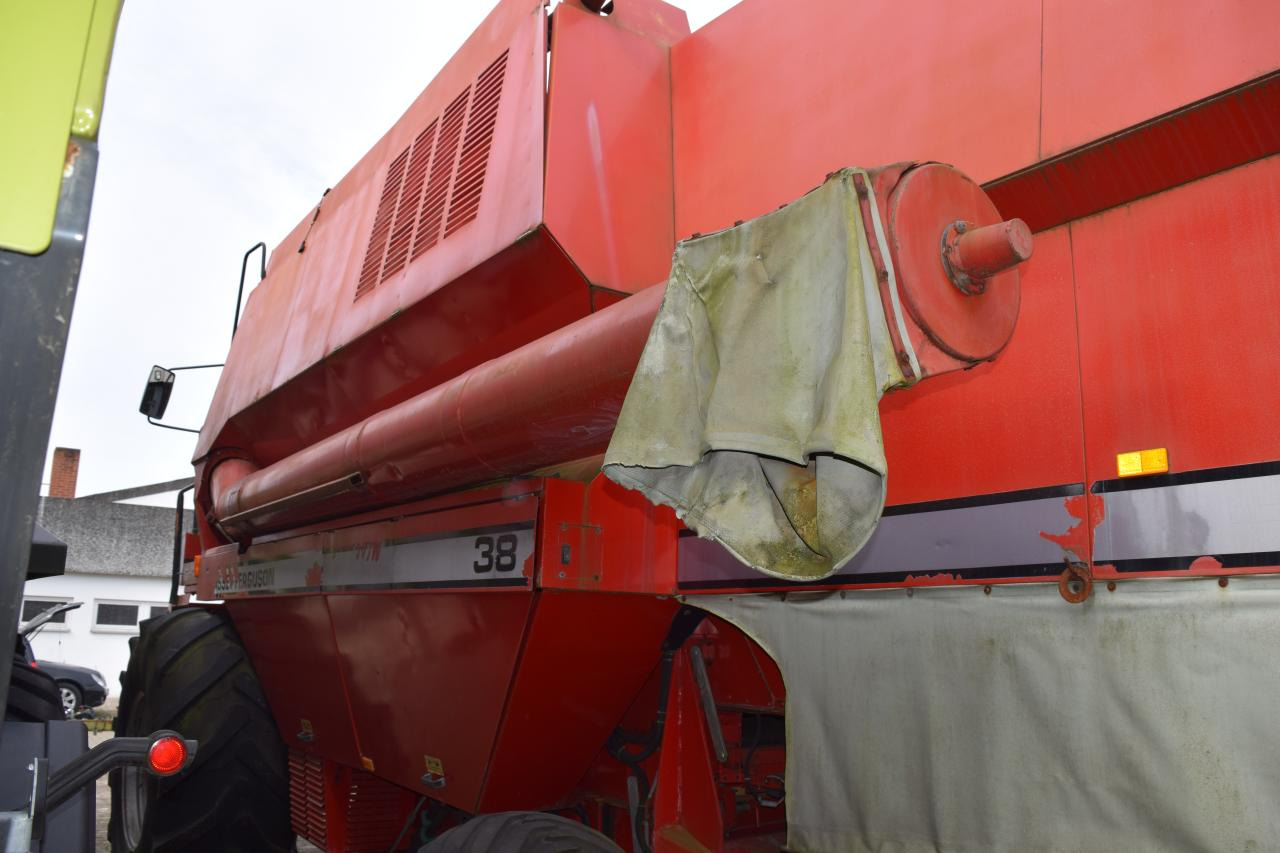 Massey Ferguson MF 38 - Kombajn harvester: slika 5 Massey Ferguson MF 38 - Kombajn harvester: slika 5
