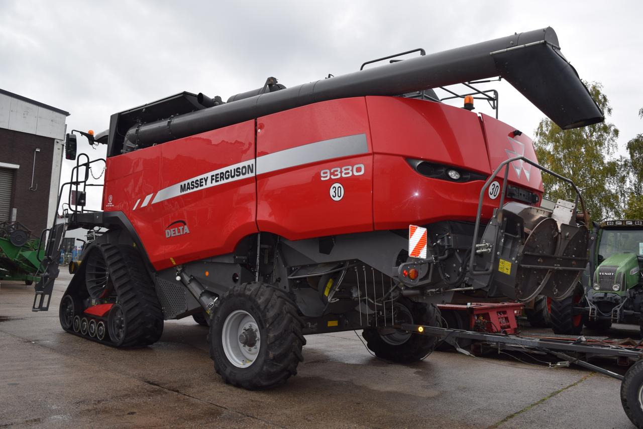 Massey Ferguson MF 9380 Delta - Kombajn harvester: slika 4 Massey Ferguson MF 9380 Delta - Kombajn harvester: slika 4