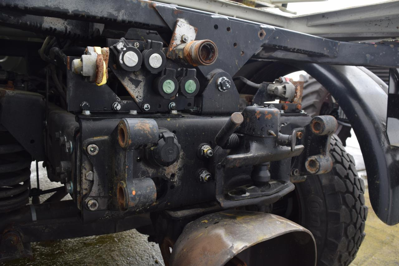 Mercedes-Benz U 90 - Tovornjak prekucnik: slika 4 Mercedes-Benz U 90 - Tovornjak prekucnik: slika 4