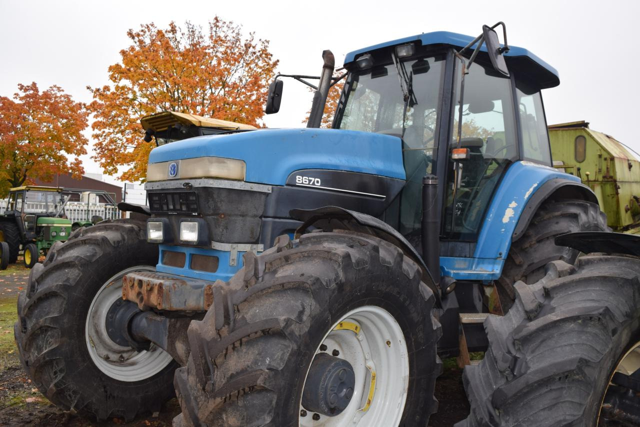 New Holland 8670 - Traktor: slika 3 New Holland 8670 - Traktor: slika 3