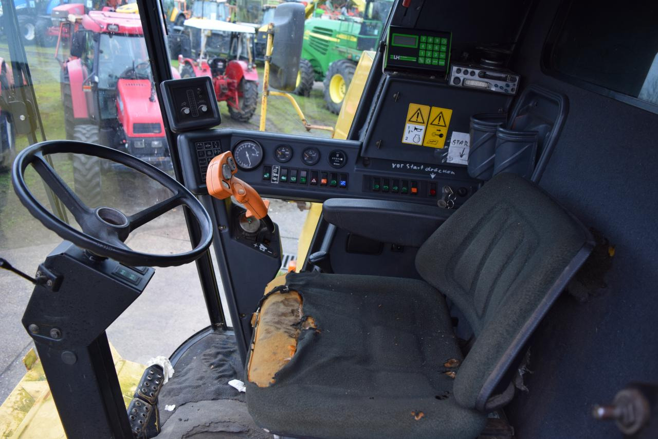 Kombajn harvester New Holland TC 56: slika 8