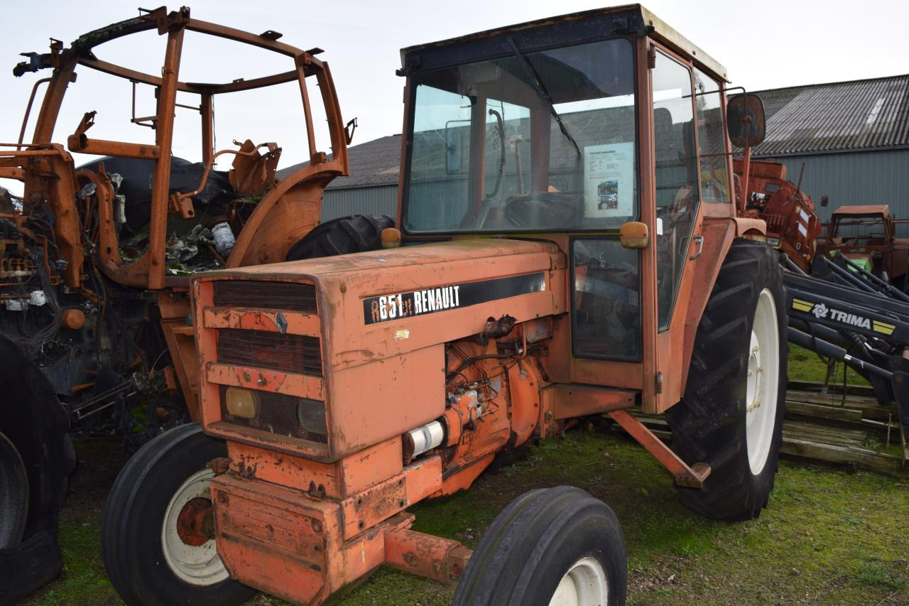 Renault 651 - Traktor: slika 2 Renault 651 - Traktor: slika 2