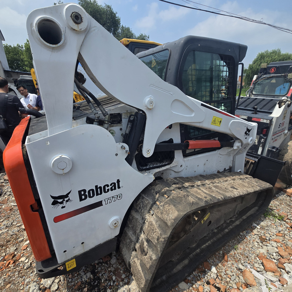 BOBCAT T770 - Mini nakladalec: slika 2 BOBCAT T770 - Mini nakladalec: slika 2