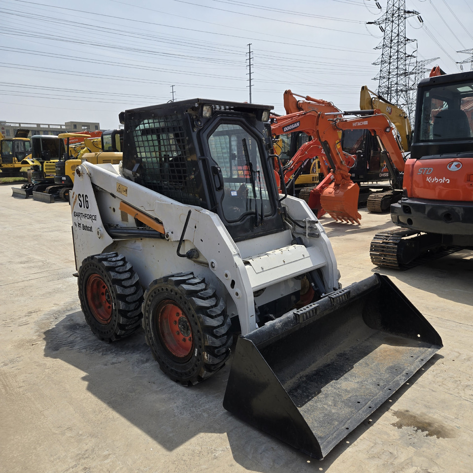 Bobcat S16 - Mini nakladalec: slika 4 Bobcat S16 - Mini nakladalec: slika 4