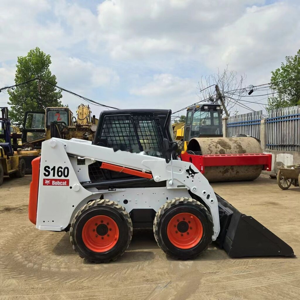 Bobcat S160 - Mini nakladalec: slika 5 Bobcat S160 - Mini nakladalec: slika 5