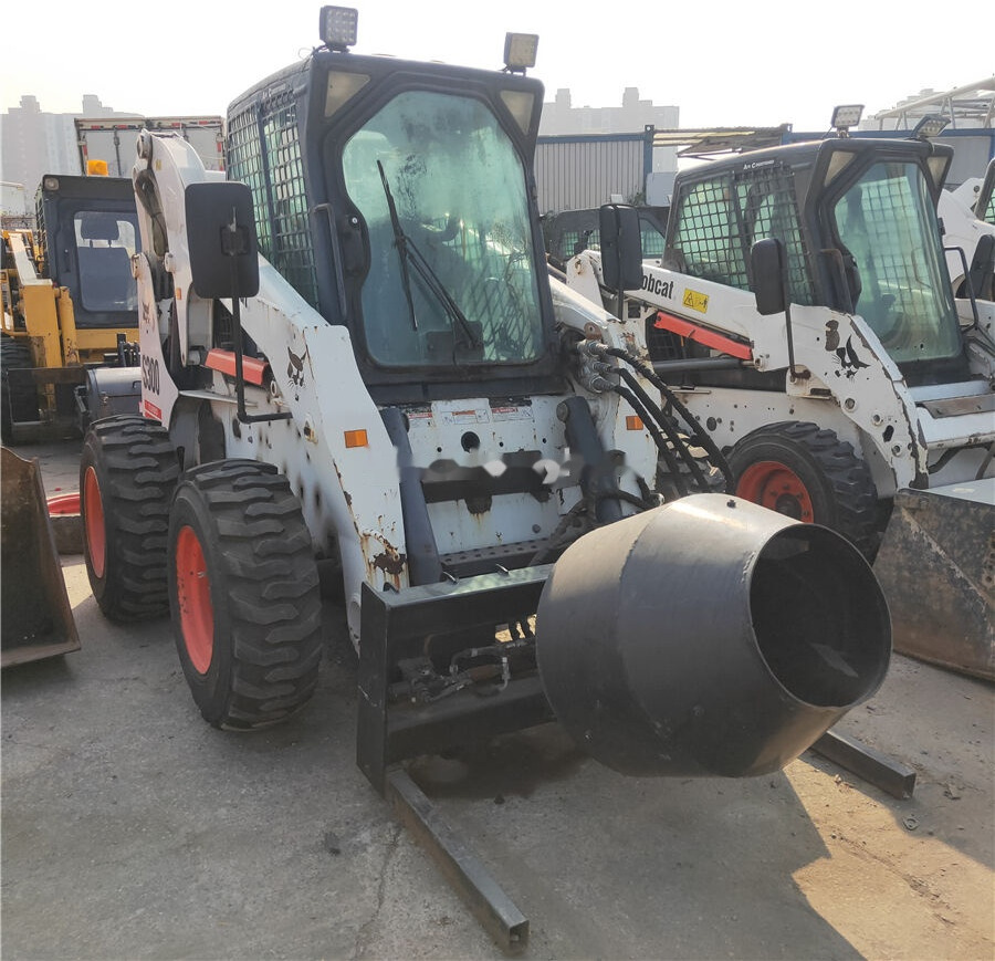 Bobcat S300 - Mini nakladalec: slika 5 Bobcat S300 - Mini nakladalec: slika 5