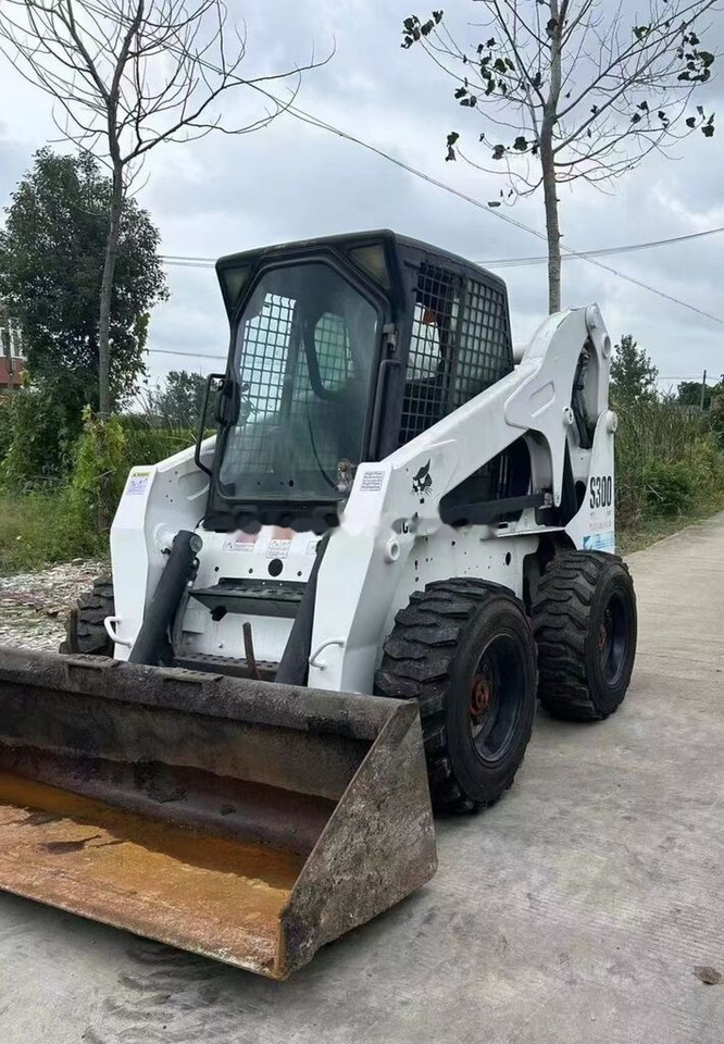 Bobcat S300 - Mini nakladalec: slika 3 Bobcat S300 - Mini nakladalec: slika 3