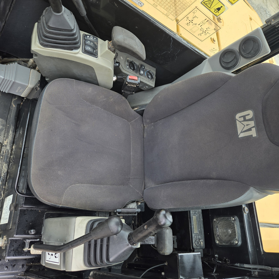 Mini bager CAT 305.5E2: slika 8