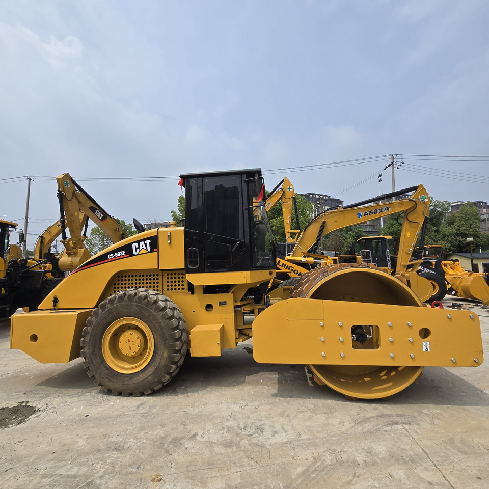 CAT CS683E - Kompaktor: slika 3 CAT CS683E - Kompaktor: slika 3
