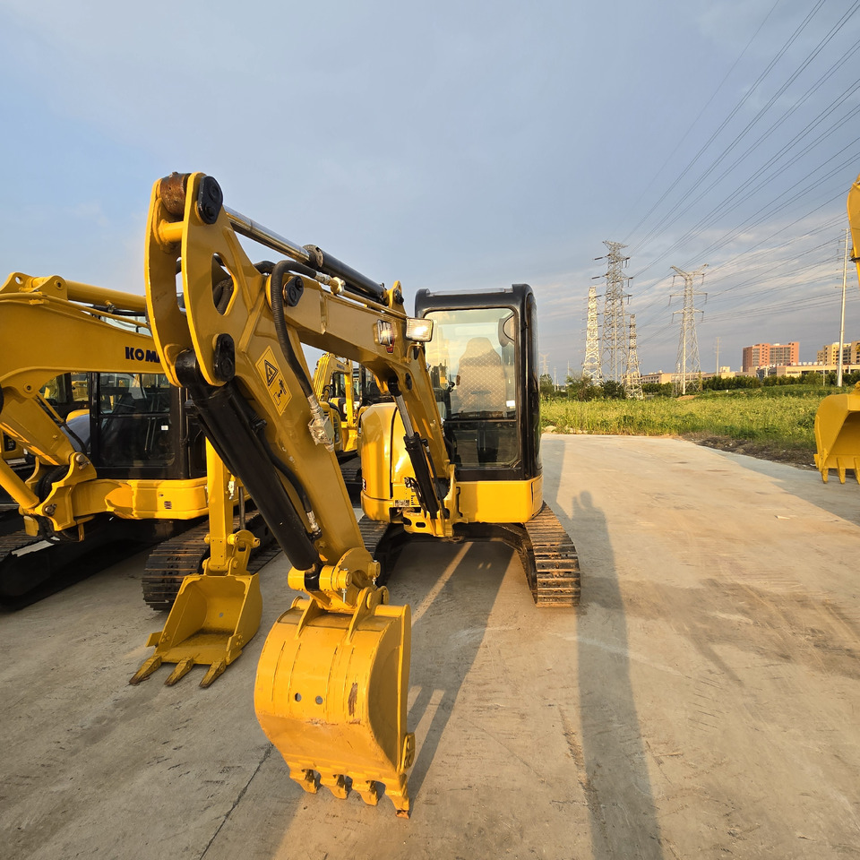 CATERPILLAR 303.5E2 - Mini bager: slika 3 CATERPILLAR 303.5E2 - Mini bager: slika 3