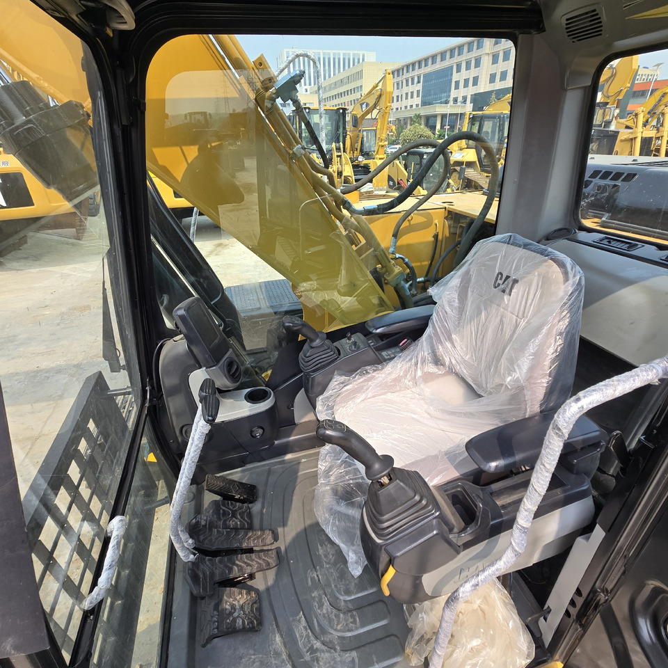 Bager goseničar CATERPILLAR 315D2GC: slika 10