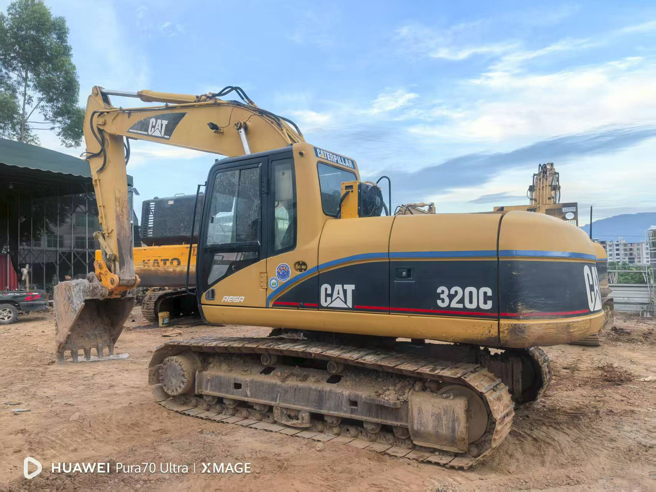 CATERPILLAR 320C - Bager goseničar: slika 1 CATERPILLAR 320C - Bager goseničar: slika 1