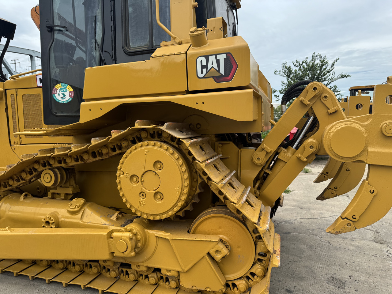 CATERPILLAR D6R - Buldožer: slika 2 CATERPILLAR D6R - Buldožer: slika 2