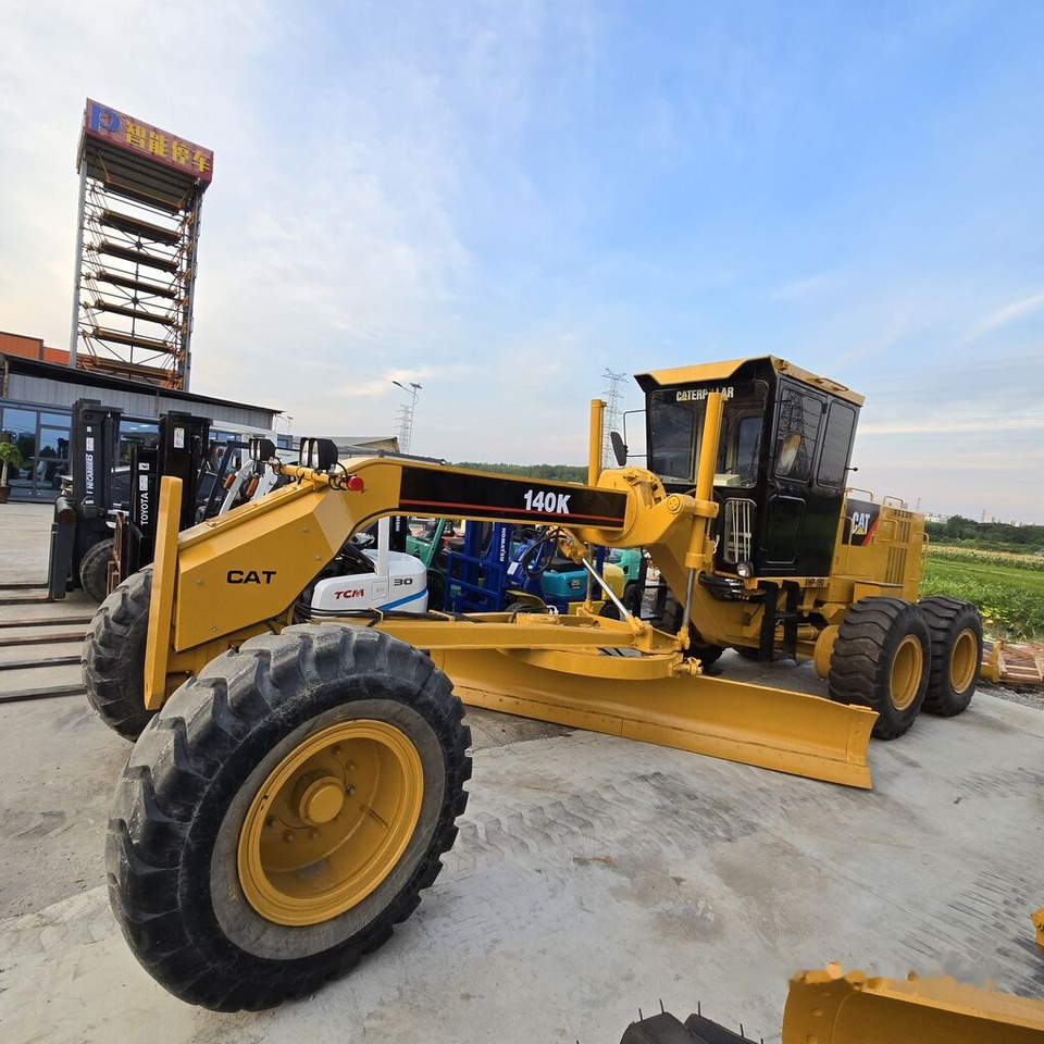 Caterpillar 140K - Greder: slika 1 Caterpillar 140K - Greder: slika 1